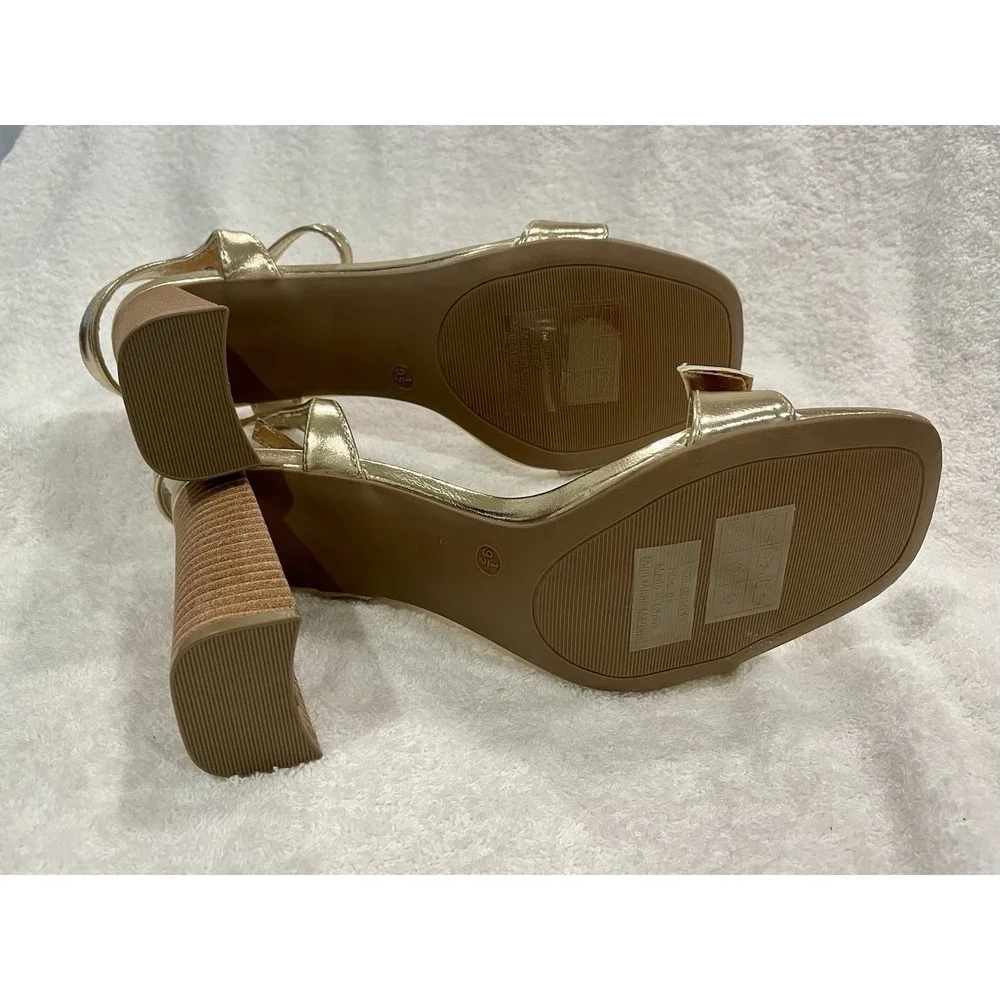 Journee Collection Dianne Heels Golden Women Size 9.5 Wedding Prom Party‎ Gold